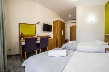 Фото номера Двухместный номер Делюкс с 1 кроватью Отель Hotel Polonia г. Бяла-Подляска 5