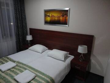 Фото номера Двухместный номер эконом-класса с 1 кроватью Отель Hotel Polonia г. Бяла-Подляска 6