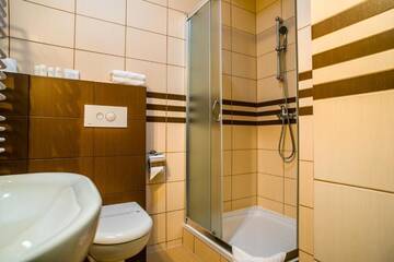 Фото номера Двухместный номер эконом-класса с 1 кроватью Отель Hotel Polonia г. Бяла-Подляска 8