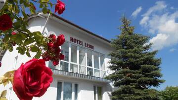 Фотографии Мини-отель Hotel Leon г. Бяла-Подляска (Польша) №1 Фото Мини-отель Hotel Leon г. Бяла-Подляска 1